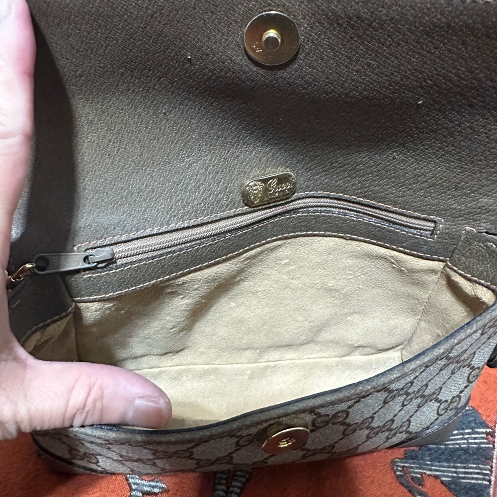 GUCCI ❤️🌟VINTAGE GG SUPREME CROSSBODY BAG ⭐️ - Picture 8 of 11